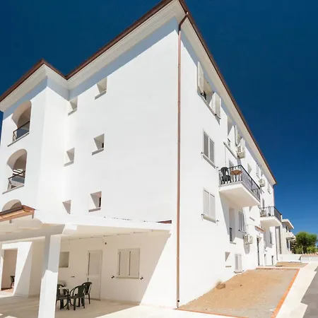 מלון דירות In Orosei, 4 Beds With Air Conditioning 3*