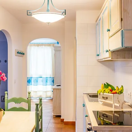 In Orosei, 4 Beds With Air Conditioning 3*